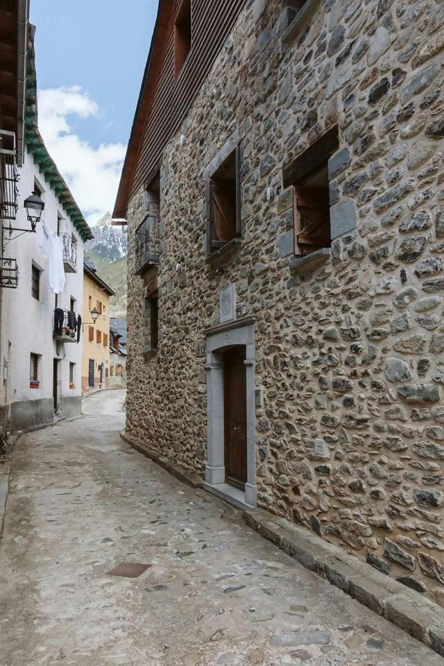 Cantal Sallent De Gallego Sencillo Y Acogedor Eksteriør billede